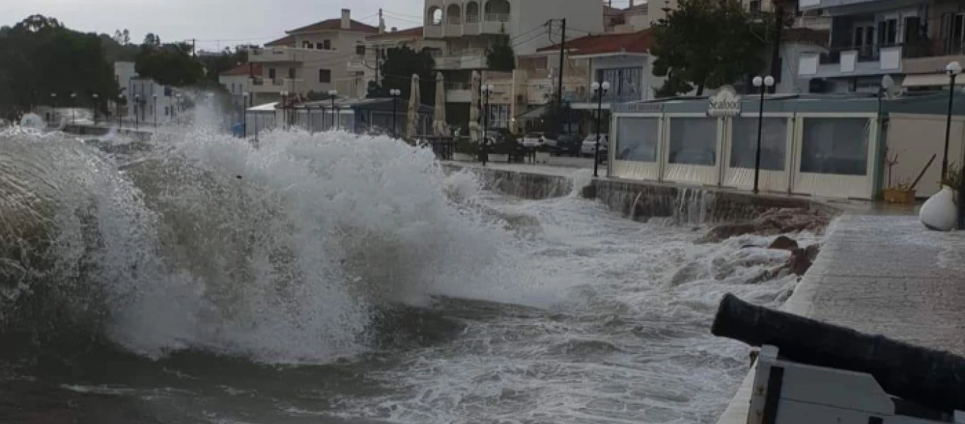 Καρέ – καρέ η δραματική διάσωση ψαρά στην Μεσσηνία (βίντεο)